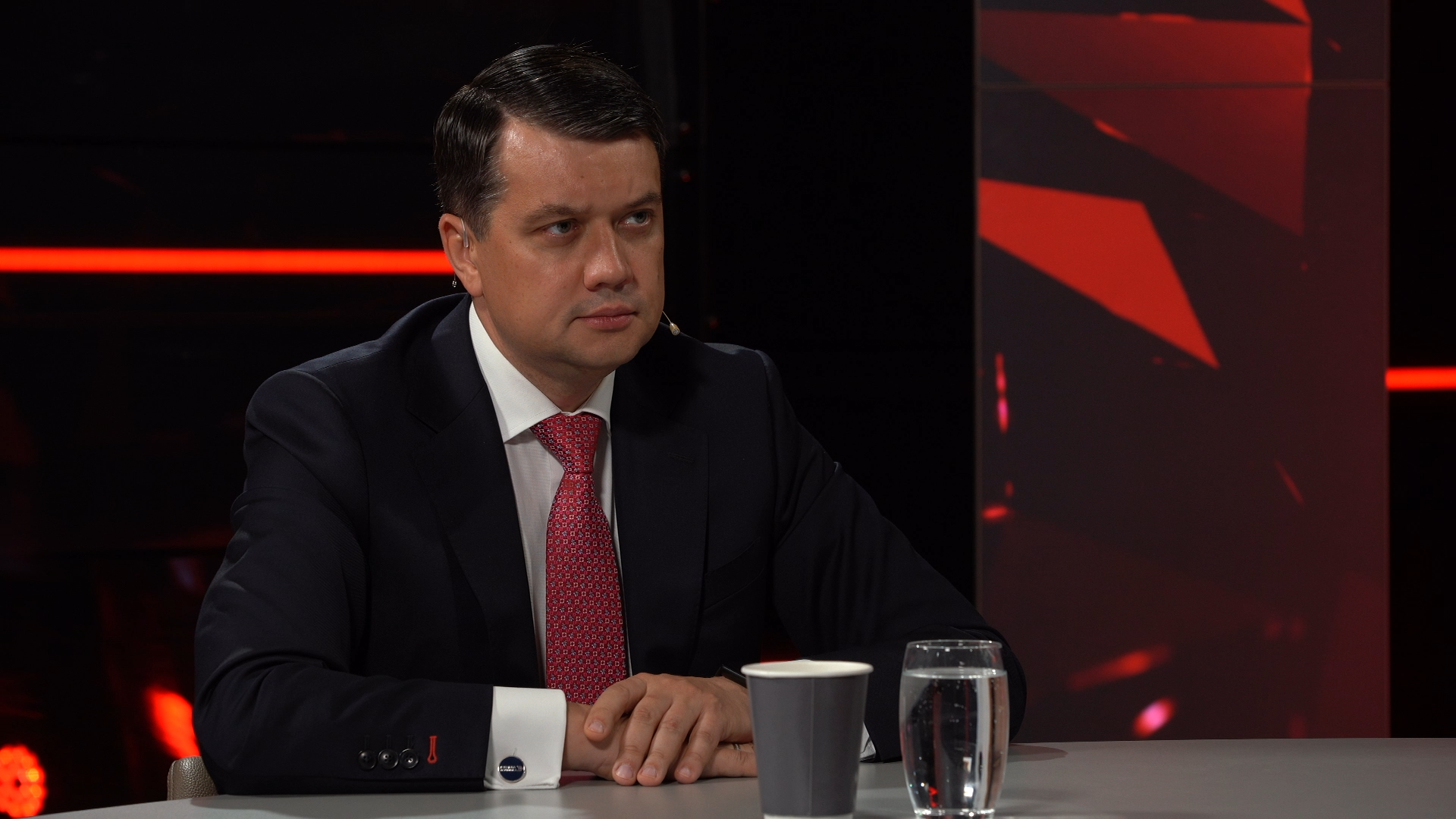 Україна у цьому процесі участі навіть не брала: Дмитро Разумков пояснив, чому у підсумку ми отримали невигідний мирний план США