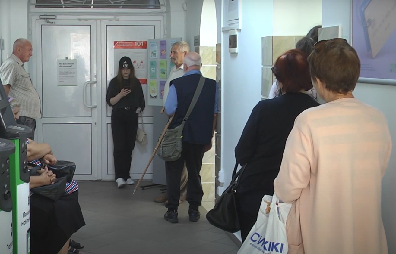 Гуманітарна допомога для пенсіонерів у Харківській області: який саме вид підтримки можна отримати