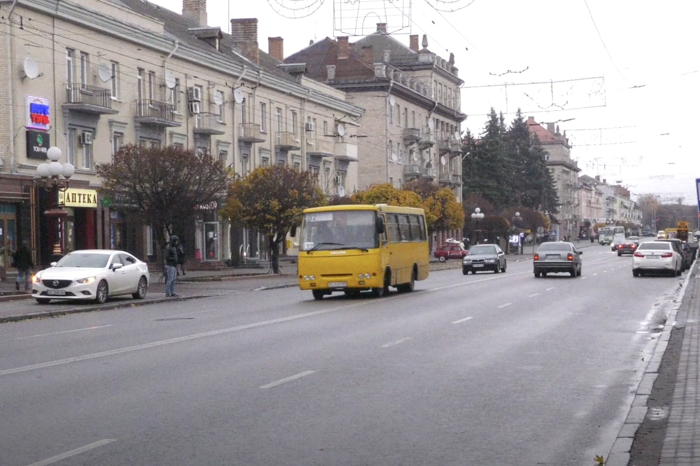 Обмеження руху транспорту в Луцьку: де заборонять проїзд