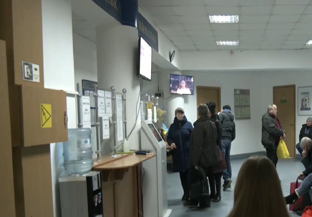 Виплати для ВПО в листопаді у Черкаській області: кого з переселенців позбавлять грошової допомоги