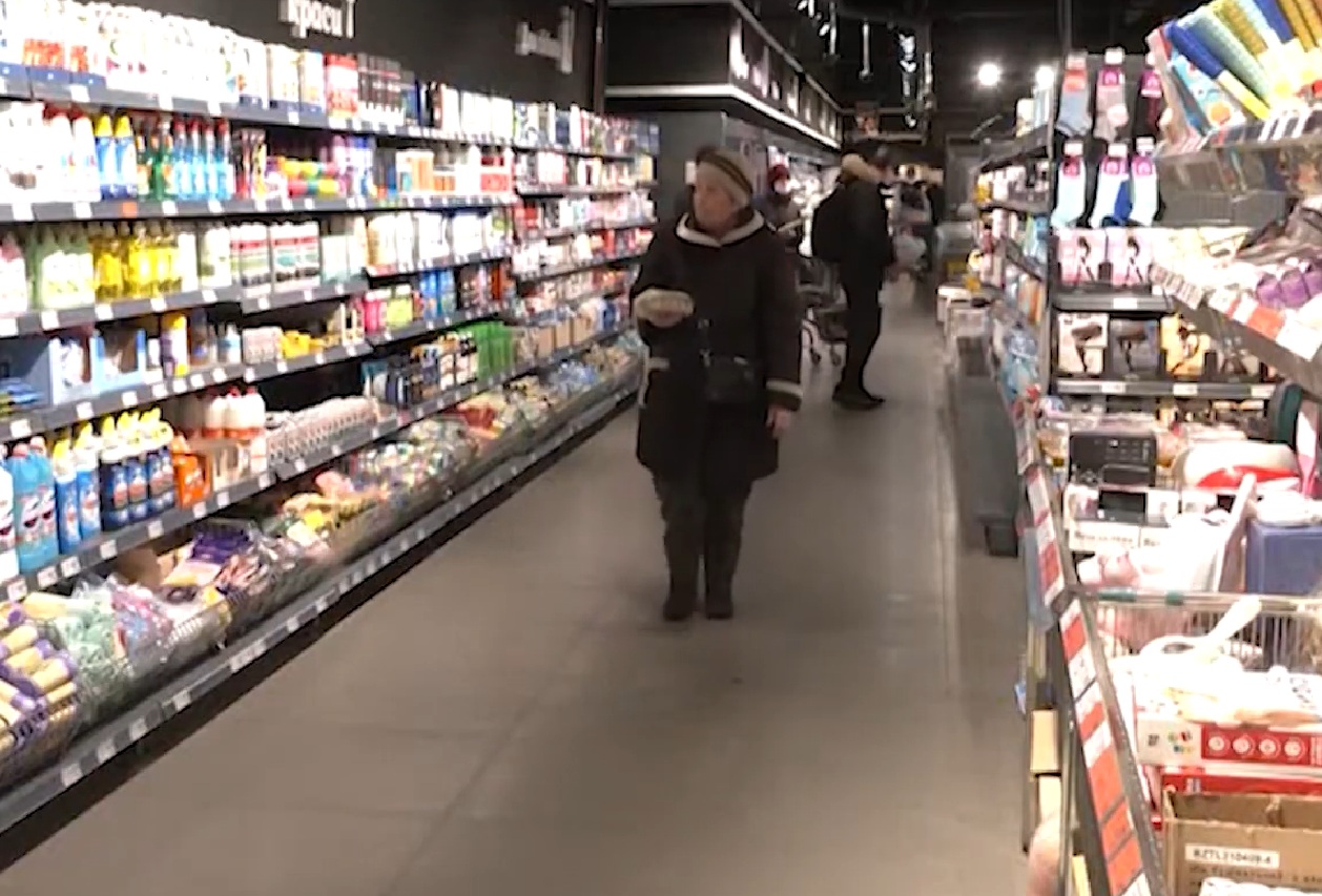 Дефіцит продуктів у Харкові: нестача товару може сильно вплинути на українців