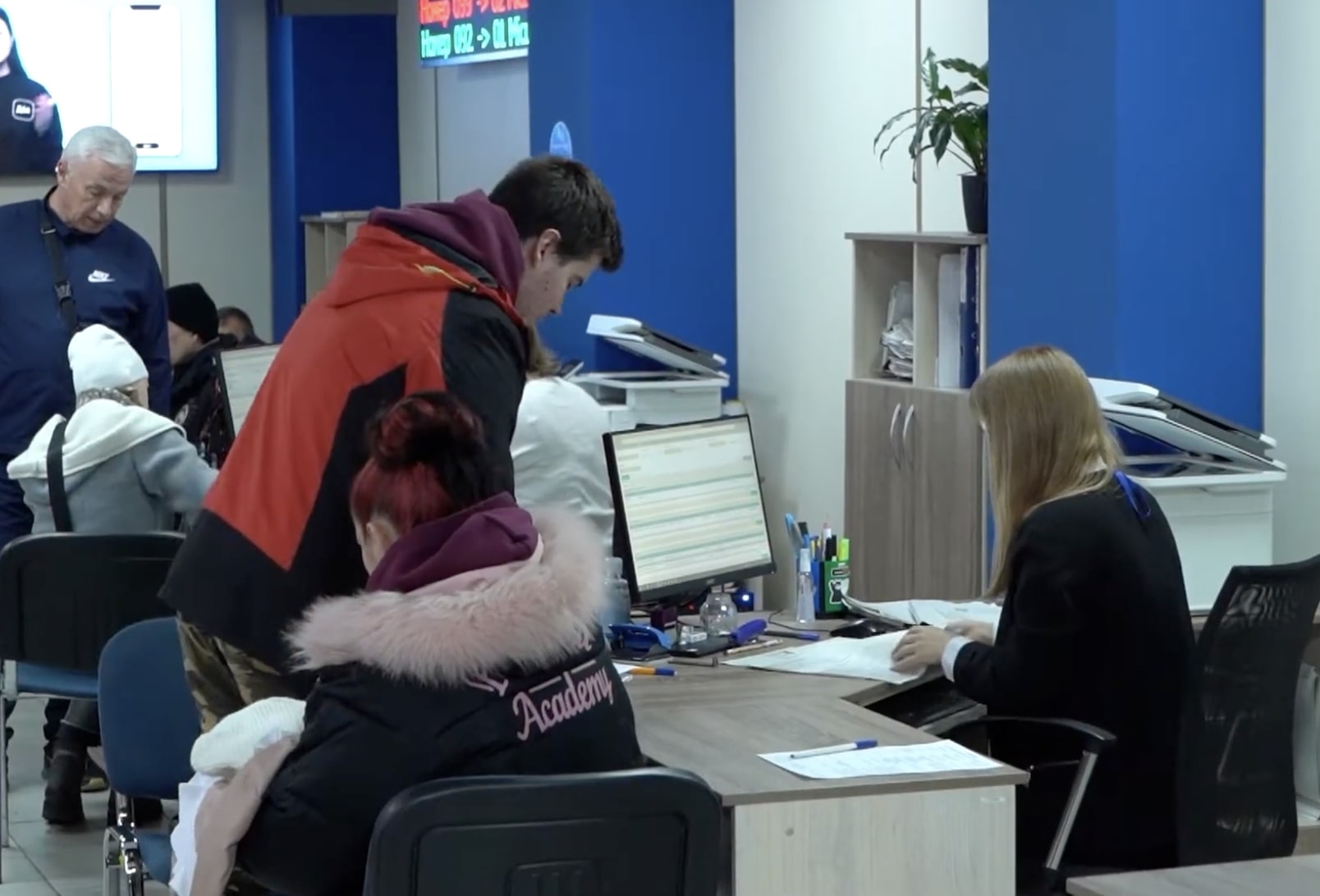 Грошова допомога для ВПО в Дніпропетровській області: що робити, якщо виплати перестали надходити