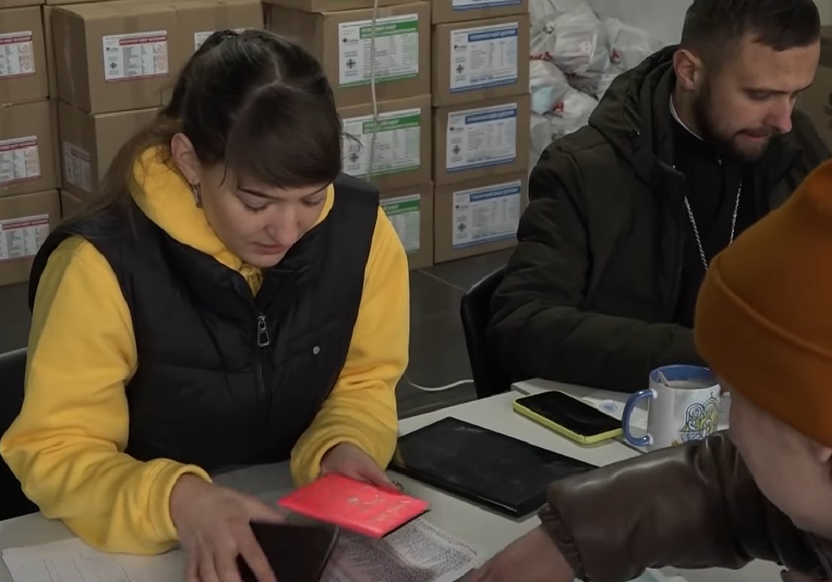 Безкоштовні продукти для ВПО та пенсіонерів у Кіровоградській області: яка гуманітарна допомога доступна українцям