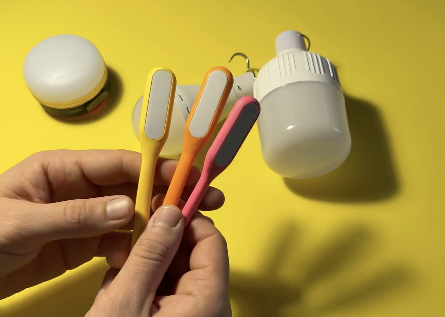 Графік відключення світла на 6 грудня в Полтавській області: де не буде електрики 11 годин поспіль